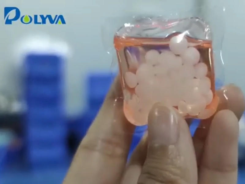 Detergente de lavandería Cápsula de vaina con perlas de refuerzo de olor que fabrican máquina / máquina de embalaje de película PVA